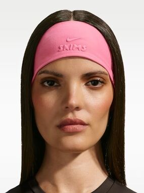 BNWT SKIMS x NIKE Collab Light Flamingo Stretch Headband